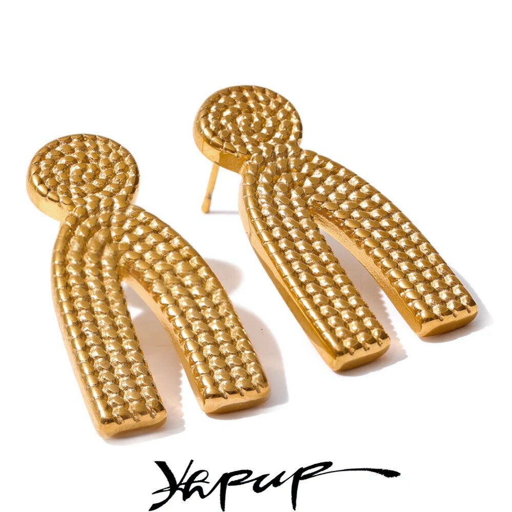 【送料無料】 チャーム ピアス ステンレス シンプル メタル レディース 防水 スチール 幾何学 パーソナライズ スタッド 防ぐ アレルギー ジュエリー ギフト