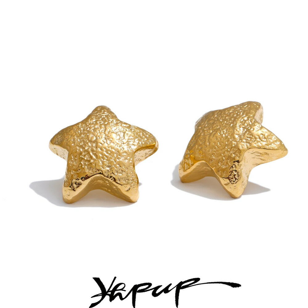 【送料無料】 チャーム ピアス ステンレス ビンテージ ゴールド ハンマー メタル 星 レディース スチール スター スタッド 水 耐性 PVD ファッション ...