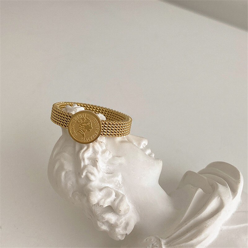 【クーポン利用で3890円】 指輪 リング ステンレス ゴールド クイーン ボート レディース 女性 エリザ..