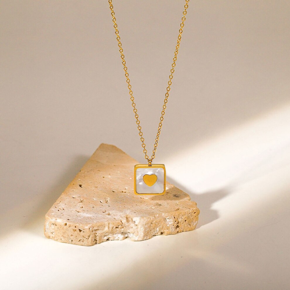 【送料無料】 ペンダント ネックレス 白 ホワイト ステンレス ゴールド スクエア ハート シェル レディース 女性 スチール 貝殻 18k プレート 四角 ガール
