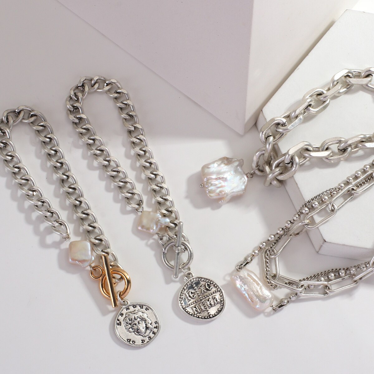 【クーポン利用で4160円】 ブレスレット ビンテージ キューバ シルバー チェーン ボート パール コイン レディース カラー ファッション イレギュラー ポートレイト チャーム アクセサリー