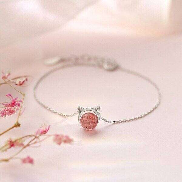 【送料無料】 シルバー カラー タッセル ネコ ボール おしゃれ 大人 ブレスレット バングル イチゴ クリスタル レディース