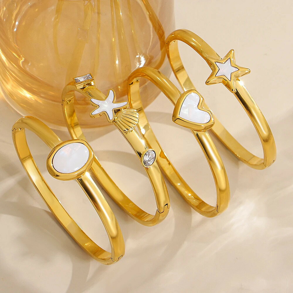 楽天FineJewelrys【クーポン利用で4390円】 バングル ブレスレット ステンレス ゴールド シェル カブ レディース 多数 プレート スチール 象眼細工 貝殻 スタイリッシュ ユニーク オープン カフ リスト ジュエリー