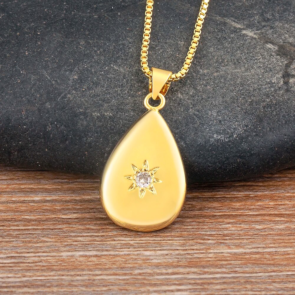 【送料無料】 ペンダント ネックレス ゴールド チェーン ドロップ 韓国 レディース 女性 ジャパン 人気 水 ジルコン パーソナライズ デザイン カラー ジュ...