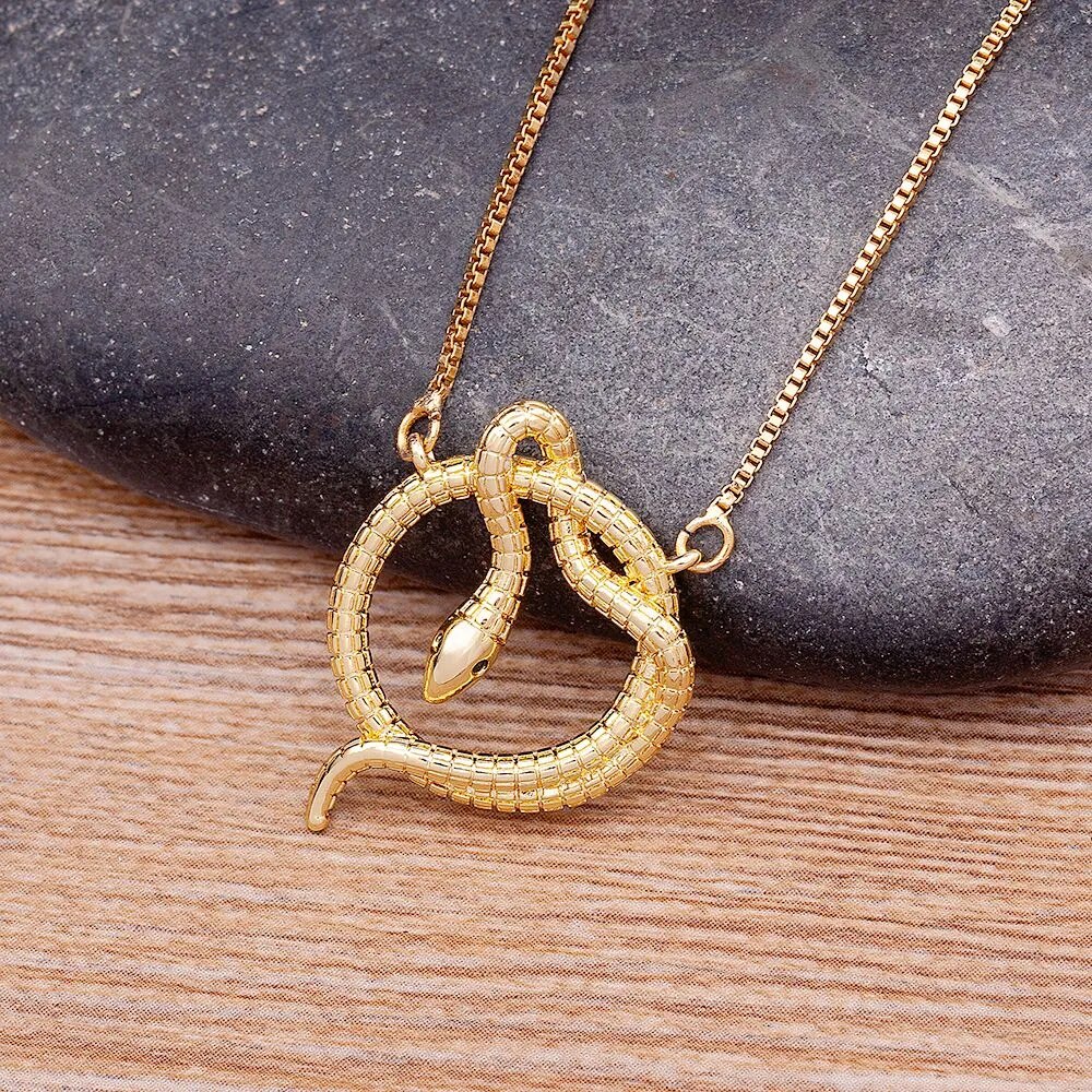 【送料無料】 チョーカー ペンダント ネックレス 動物 アニマル アメリカ ゴールド レディース 女性 ヨーロッパ 人気 蛇 スネイク ヘビ カラー トレンド ...