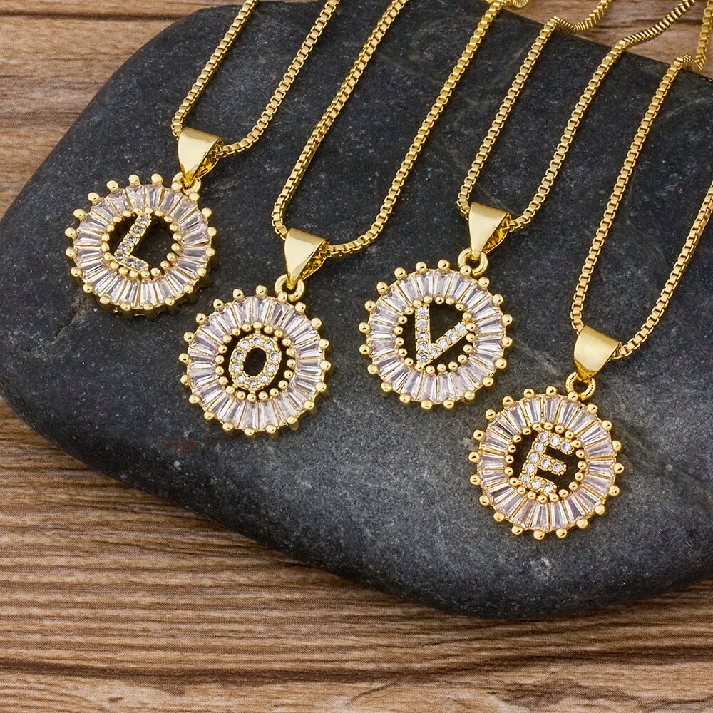 【送料無料】 ペンダント ネックレス クリスタル イニシャル A-Z ゴールド シルバー チェーン ネーム 名前 レディース 女性 ホット 26個セット AZ ...