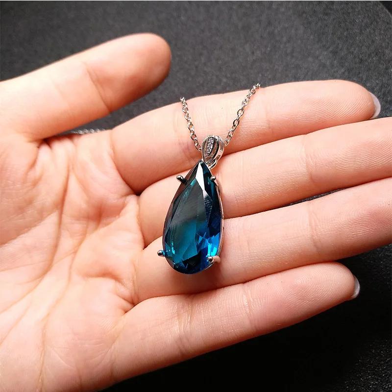 【送料無料】 チョーカー ペンダント ネックレス 緑 グリーン クリスタル 青 ブルー シルバー ドロップ レディース トレンド カラー CZ ジュエリー ガー...