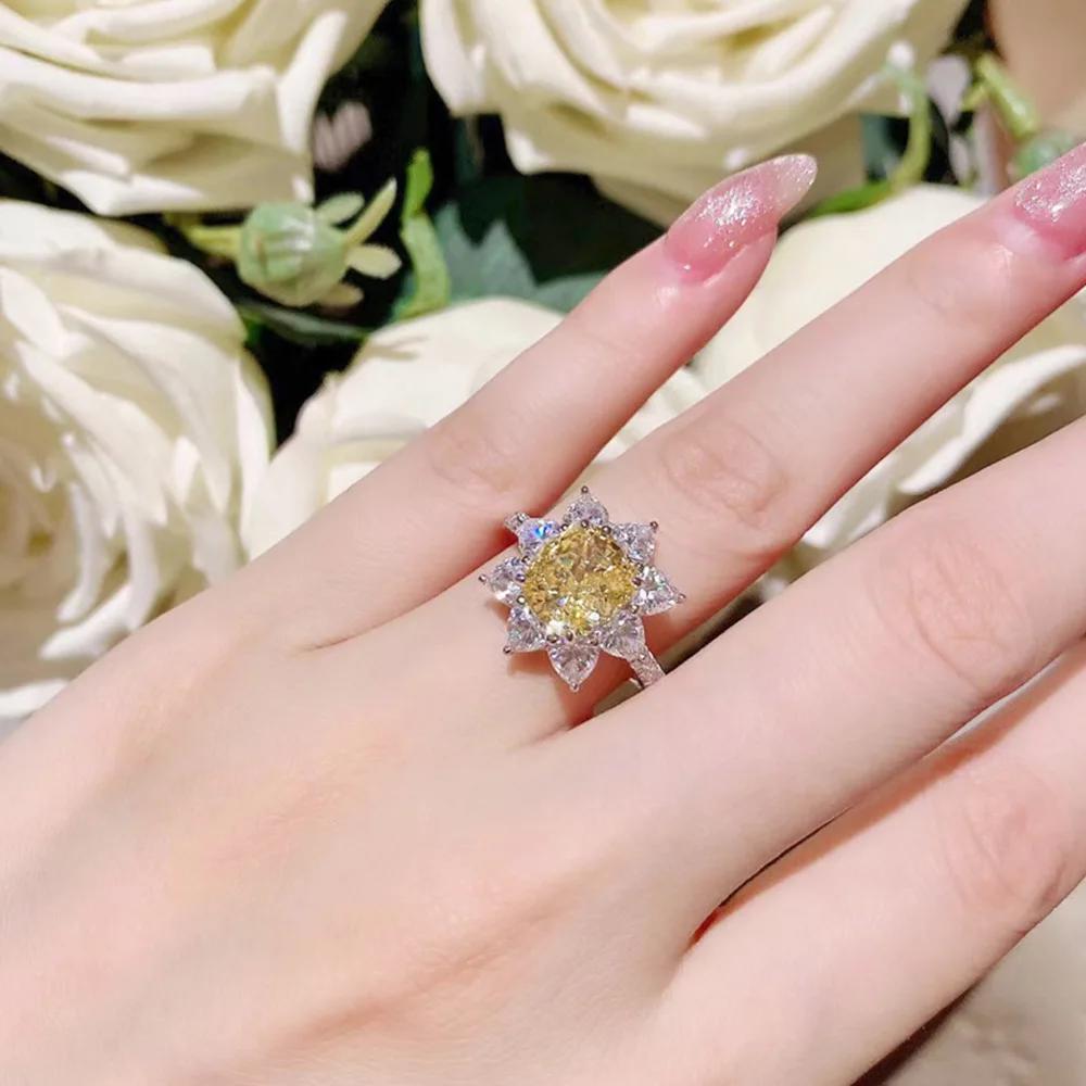 楽天FineJewelrys【送料無料】 指輪 リング 黄 イエロー 花 フラワー クリスタル シルバー スイーツ お菓子 レディース トレンド 結婚式 ウェディング カラー パーティ CZ 太陽 スイート ガール ギフト ジュエリー