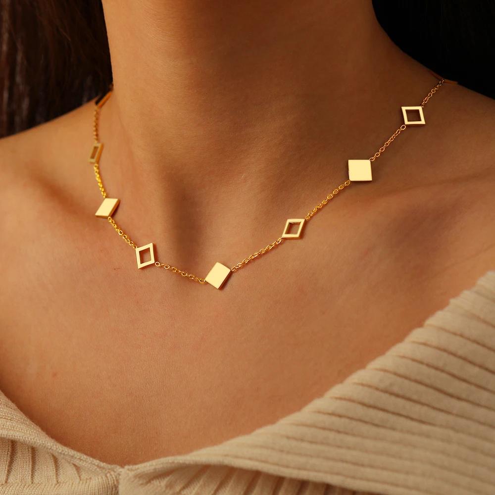 【送料無料】 チョーカー ペンダント ネックレス ステンレス スクエア チェーン レディース スチール ミニマリスト 幾何学 四角 ミニ 鎖骨 ジュエリー