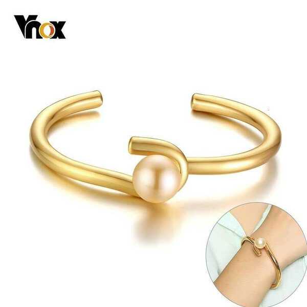 【送料無料】 バングル ブレスレット ゴールド ステンレス パール レディース おしゃれ ミニマリスト フェイク ステートメント オープン トーン