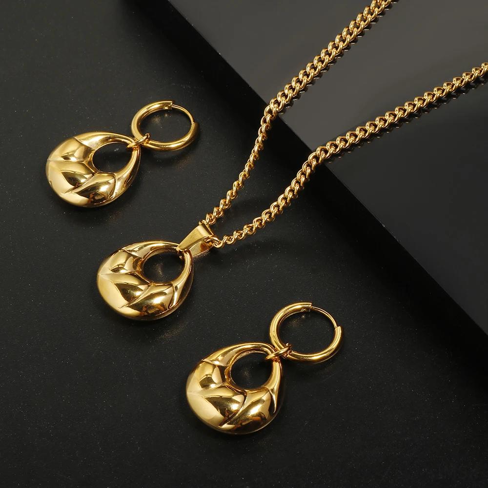 【送料無料】 ペンダント ピアス ネックレス ステンレス シンプル レディース ラブ スチール クロワッ..