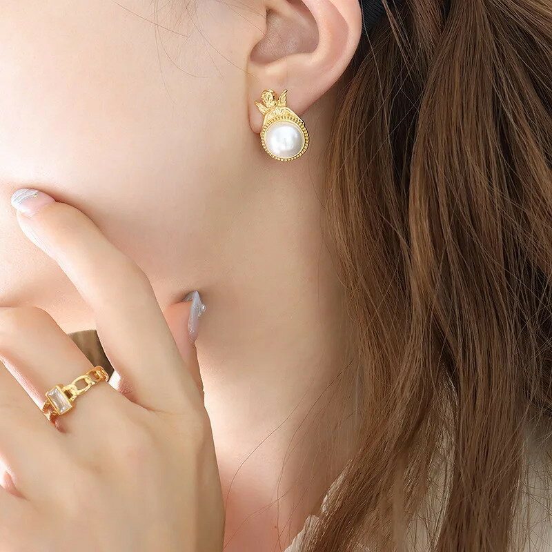 【クーポン利用で6640円】 ピアス ボート チタン レディース 新しい パーソナリティ トレンド ポートレ..