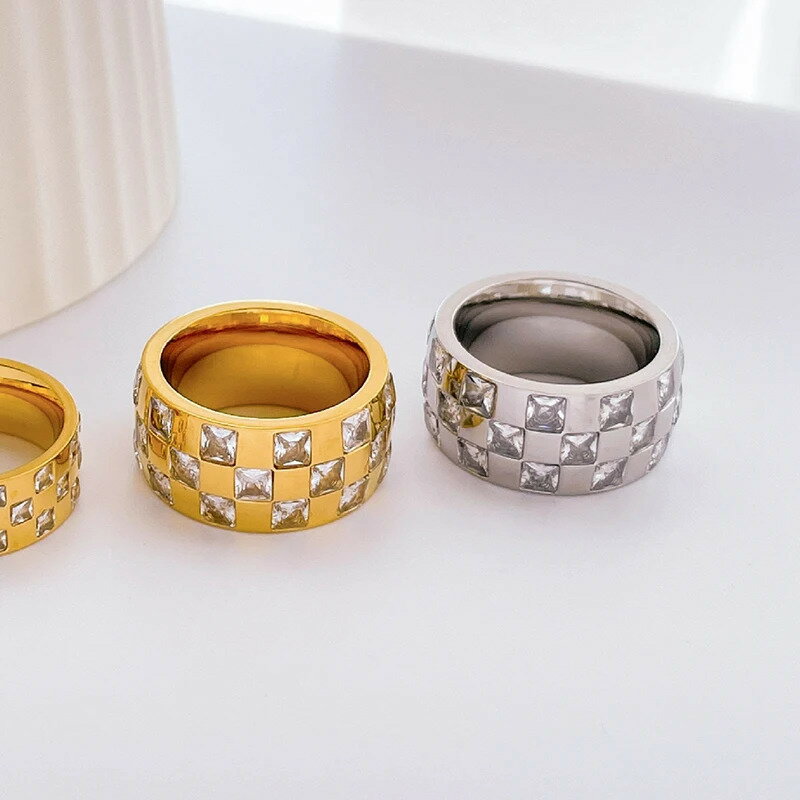 【クーポン利用で6390円】 指輪 リング ステンレス ストーン ボート レディース CZ パヴェ チェックボ..