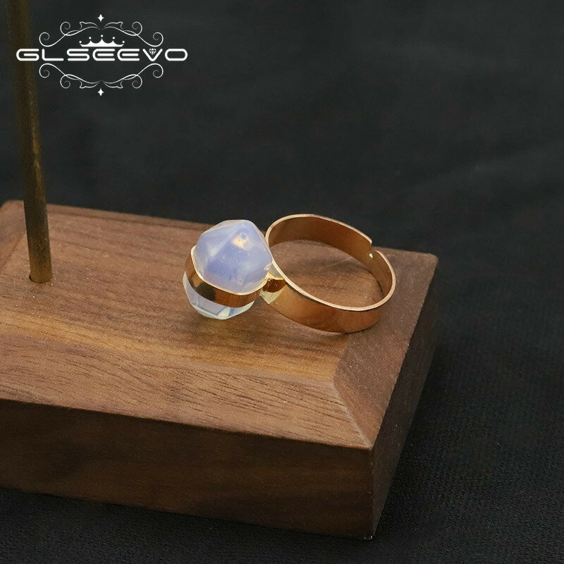 【送料無料】 指輪 リング オバール ストーン レトロ 韓国 レディース オパール ナチュラル オリジナル 面白い ファッション カップル トレンド 記念日 ギフト