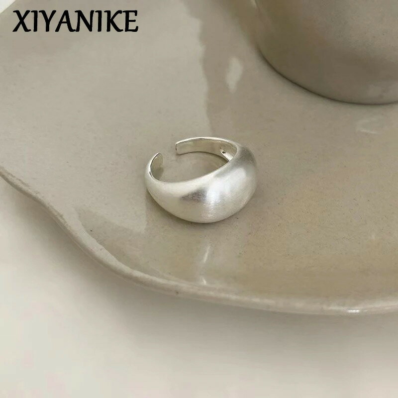 【クーポン利用で3670円】 指輪 リング シルバー カブ レディース 新しい 年 繊細 ブラシ カラー カフ ..