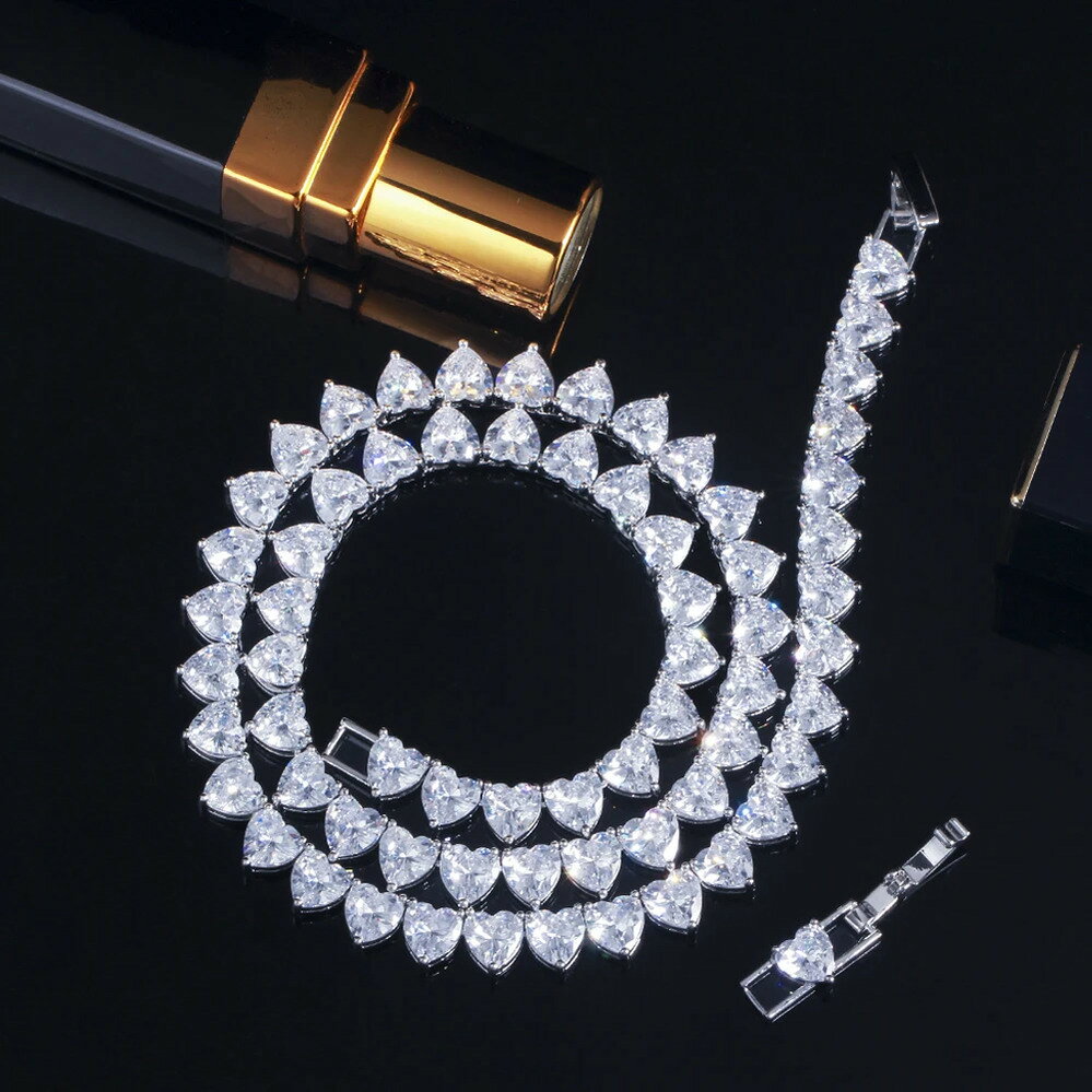 【送料無料】 チョーカー ネックレス 白 ホワイト ジルコニア ゴールド ハート ピック LOVE レディース ファッション Love 素晴らしい カラー キュ...