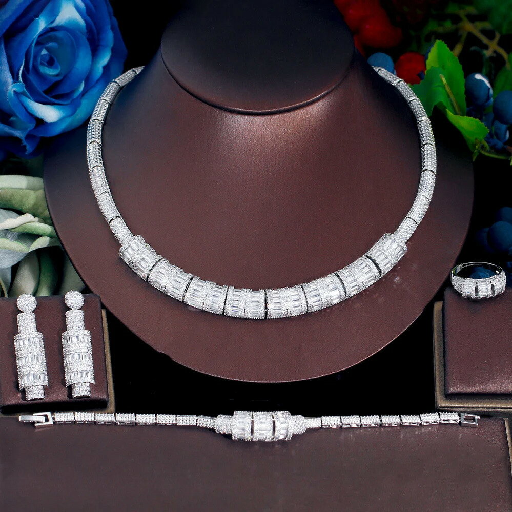 【送料無料】 チョーカー ネックレス ナイジェリア ジルコニア ブライダル アフリカ ピック レディース 4個 贅沢 キラキラ キュービック ジルコン ドバイ ...