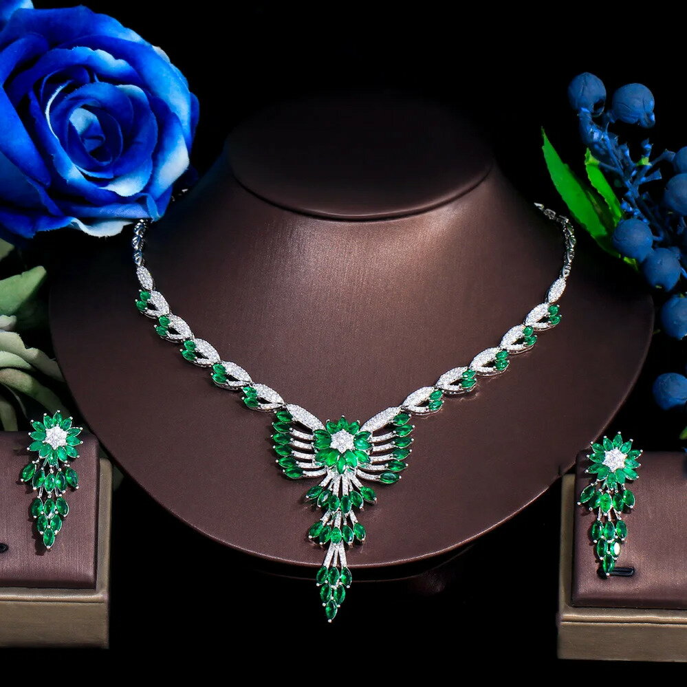 【送料無料】 ピアス ネックレス 緑 グリーン 花 フラワー ジルコニア ブライダル ピック レディース 最新 ファッション キュービック ジルコン 形 シェープ パーティ ジュエリー セット TZのサムネイル