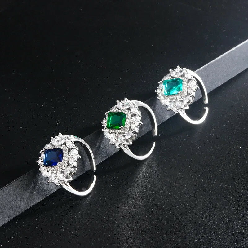 【クーポン利用で4440円】 指輪 リング ダイヤモンド エメラルド 青 ブルー シルバー レディース 重い インダストリー シミュレーション 絶妙 大気圏 925 スターリング バンケット パーティ
