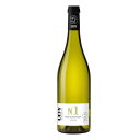 タイプ 白ワインWhite Wine 評価 商品名 ドメーヌ・ユービー ナンバー・ワンDomaine UBY No1 生産者 ドメーヌ・ユービーDomaine UBY 原産国名 フランス ヴァンドフランスFrance Vin de France ブドウ品種 ソーヴィニョン・ブラン100％Sauvignon Blanc 100% ヴィンテージ 商品名のヴィンテージをご確認ください 熟成 澱と共に熟成 ドサージュ量 アルコール度数 11.5% 内容量 750ml ※画像とはヴィンテージが異なる場合がございます。商品詳細のヴィンテージ項目でご確認ください。 ソムリエのワイン解説 ガスコーニュのナンバーワン生産者を試すなら、まずこちらから。果実の厚みたっぷりながら、すっきり飲める爽快ソーヴィニヨン。 「手ごろな価格」で「わかりやすい味わい」のワインを探して、フランス南西部のガスコーニュ地方へ。この地方にしては少し価格が高いものの、特段クオリティが高かったのが今回の新規生産者、UBY（ユービー）です。その高いクオリティから、成熟したワイン文化を持つフランス国内で販売本数上位のガスコーニュワインになっています。ワインの特徴は「低アルコールながらもしっかりと旨味を伴った味わい」。昨今の「健康志向の高まり」や「お酒との付き合い方の変化」の中で注目される低アルコールワインですが、満足感はしっかりと高いです！レモン、グレープフルーツ、さらにパッションフルーツや桃の香りといった厚みのあるトロピカルな香りを感じました！。そしてフレッシュで陽気なグリーンハーブが明るいワインであることを際立たせます。 たっぷりとした旨味と果実感とソーヴィニヨン・ブランらしい清涼感。太陽の下で、まるで昼間から飲み干してしまいそうな、軽やかに楽しめる1本です。 生産者を知ると、ワインはもっと美味しくなる Domaine UBY ドメーヌ・ユービー 生産者の概要 手ごろな価格&わかりやすい味わいで、フランス南西部の土着品種を楽しめます！ 3つのポイント 1.「手ごろな価格」で「わかりやすい味わい」。試飲を重ね、ガスコーニュ地方のワインとしては少し価格が高いものの、特段クオリティが高かったのがこの生産者でした。 2.その高いクオリティから、成熟したワイン文化を持つフランス国内で販売本数No.1のガスコーニュワインになっています。 3.ワインの特徴は「低アルコールながらもしっかりと旨味を伴った味わい」。昨今の「健康志向の高まり」や「お酒との付き合い方の変化」の中で注目される低アルコールワインですが、満足感はしっかりと高いです！ 生産者のこだわり フランス南西部のガスコーニュ地区は、西側には大西洋、南側にはピレネー山脈がそびえ、日照量が多く、昼夜の寒暖差にも恵まれたブドウ栽培に最適な環境が整った丘陵地帯です。このガスコーニュ地区ならではの気候が、ワインに独特な香りと上質なフレッシュ感を与えます。この地方にしては少し価格が高いものの、特段クオリティが高かったのが今回の新規生産者、UBY（ユービー）です。その高いクオリティから、成熟したワイン文化を持つフランス国内で販売本数No.1のガスコーニュワインになっています。ワインの特徴は「低アルコールながらもしっかりと旨味を伴った味わい」。昨今の「健康志向の高まり」や「お酒との付き合い方の変化」の中で注目される低アルコールワインですが、満足感はしっかりと高いです！自社畑で300ha、契約畑で450haと生産量は多いですが、その全てが完熟したぶどうを涼しくてフレッシュな状態をキープできる夜間に収穫するというこだわり。2012年にはワイナリーを新設し、醸造から熟成、保管や包装に至るまで、専門知識と技術力を結集して更にクオリティーが向上しました。手間を惜しまない高品質なワインは他のガスコーニュワインとは一線を画すクオリティです。専門誌の評価も高く、ギド・アシェット2022では3つ星を獲得。コート・ド・ガスコーニュの生産者で3つ星を獲得したのはわずか2生産者のみで、そのクオリティーの高さと認知度が見て取れます。その他手掛ける数々のキュヴェでIWC、ベルリン・ワイントロフィー、コンクール・デ・ヴァン・デュ・シュッド・ウエスト、コンクール・モンディアル等で毎年メダルを獲得しています。フィラディスでの取り扱いは試飲で特に評価された3種のワインのみ。だからNo.1とN0.3の取り扱いはあっても、No.2の取り扱いがない、ということになっています。UBY（ユービー）の白ワインを、ぜひ新たなデイリーワインの選択肢へ加えてください。 ■種類ワイン Wine 果実酒 洋酒 お酒 ドリンク ■販売元ワイン専門商社 株式会社Firadis ワインセンモンショウシャ カブシキガイシャフィラディスFiradis WINE CLUB30 フィラディス ワインクラブサーティワイン専門通販サイト Firadis WINE CLUB楽天市場店 フィラディス ワインクラブ ラクテンイチバテン