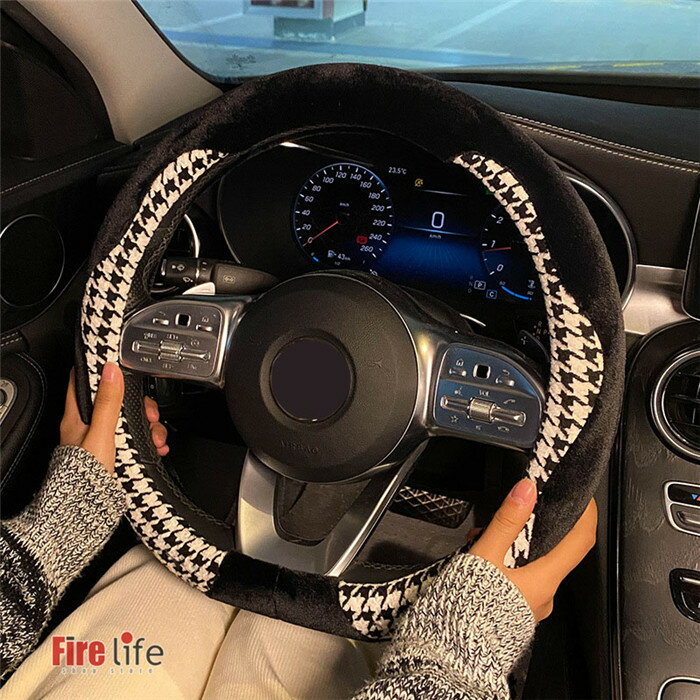 ハンドルカバー 自動車 直径38cm 冬用 もこもこ ふわふわ ゴム滑べ止め 千鳥格子 黒白 ピンク ホワイト