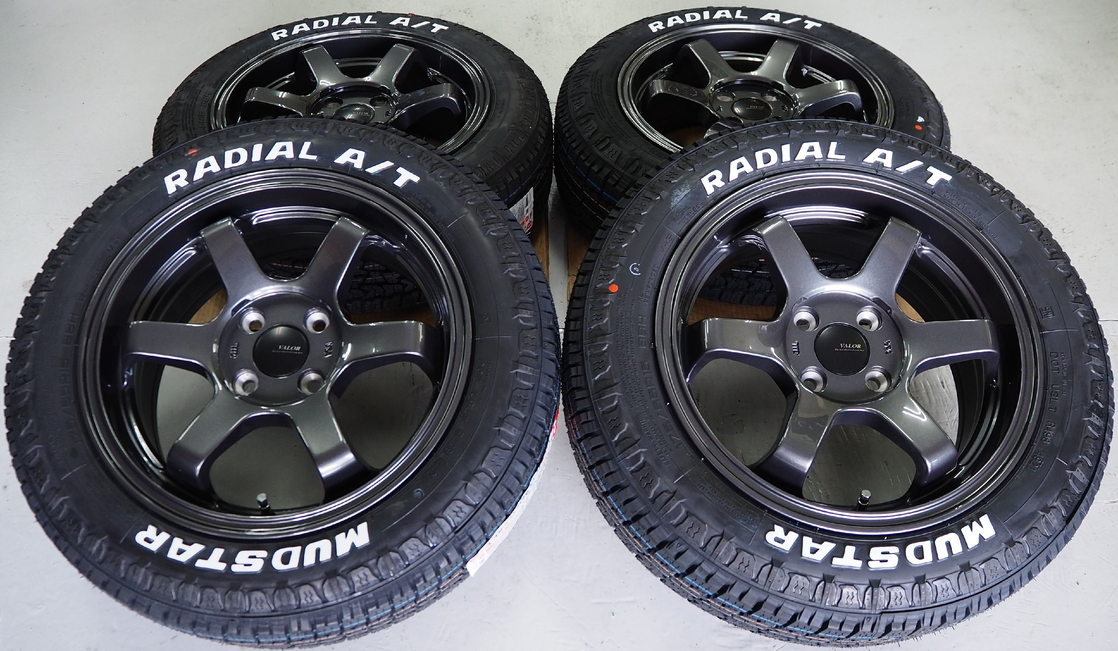 楽天市場】175/65R15(扁平率(%)65)(サマータイヤ 楽天市場】175/65R15(扁平率(%)65)(サマータイヤ