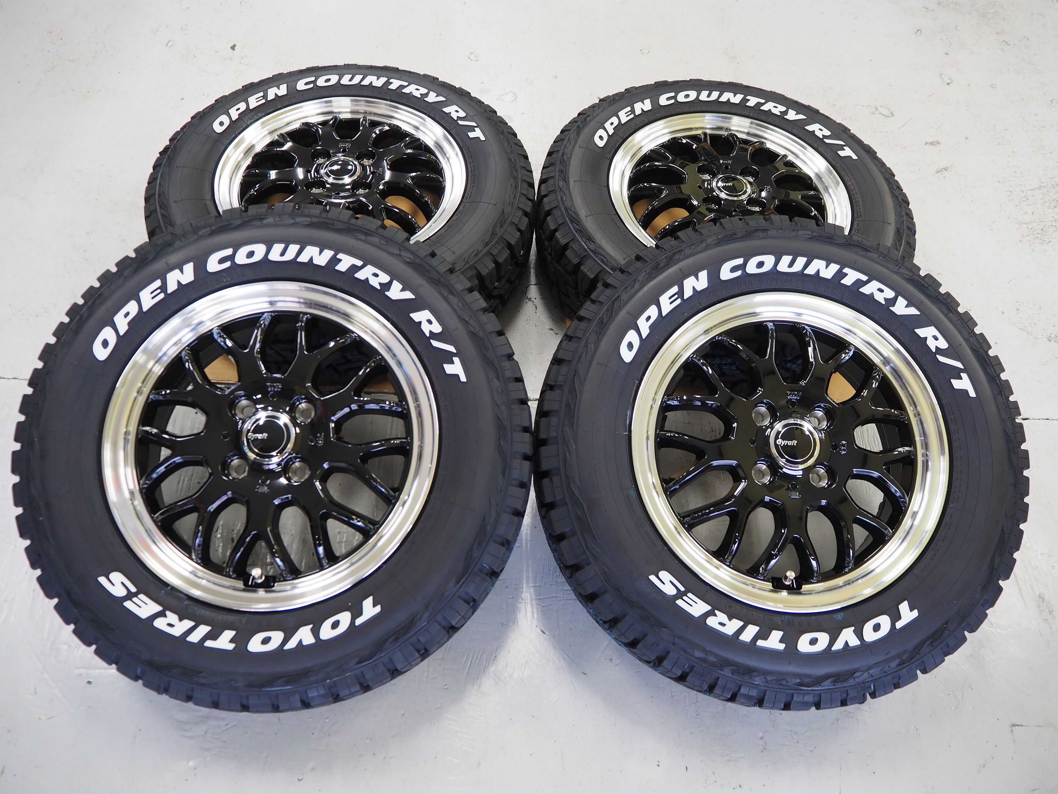 乐天商城 - ウェッズ Gyraft 9M14inch 4.5J +45 4H100 ブラック/リムポリッシュTOYO オープンカントリー R/T165/80R14 97/95N LT ホワイトレタータイヤ ホイール 新品 4本 セット