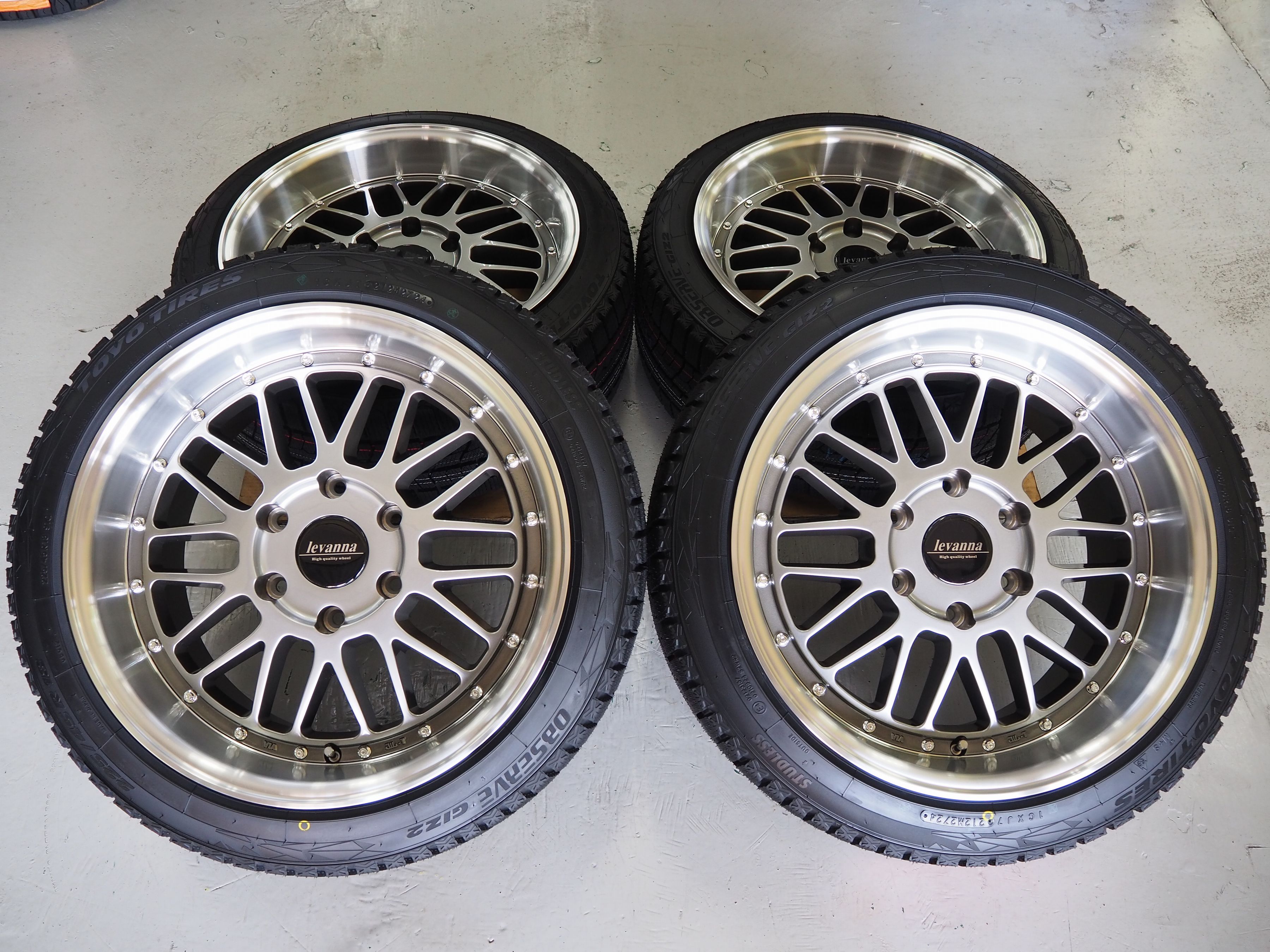 楽天市場】ハイエース(インセット(mm)25)(スタッドレス 楽天市場】ハイエース(インセット(mm)25)(スタッドレス