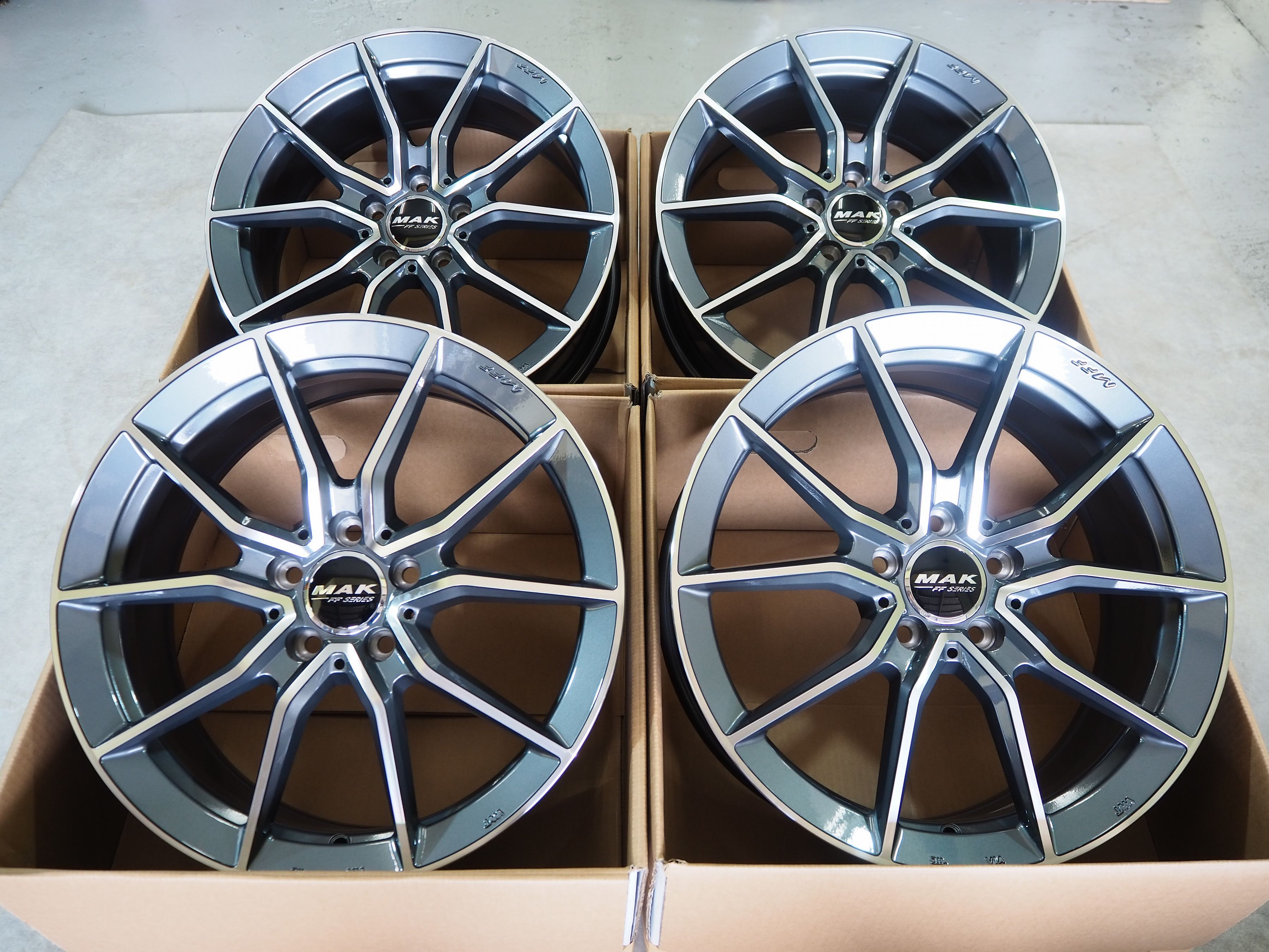 MAK ARGENTO FFマック・アルジェントエフエフ17inch 7.5J 5H112+48メルセデスベンツCLA（C117）特選輸入タイヤ225/45R17新品タイヤ・ホイールセット