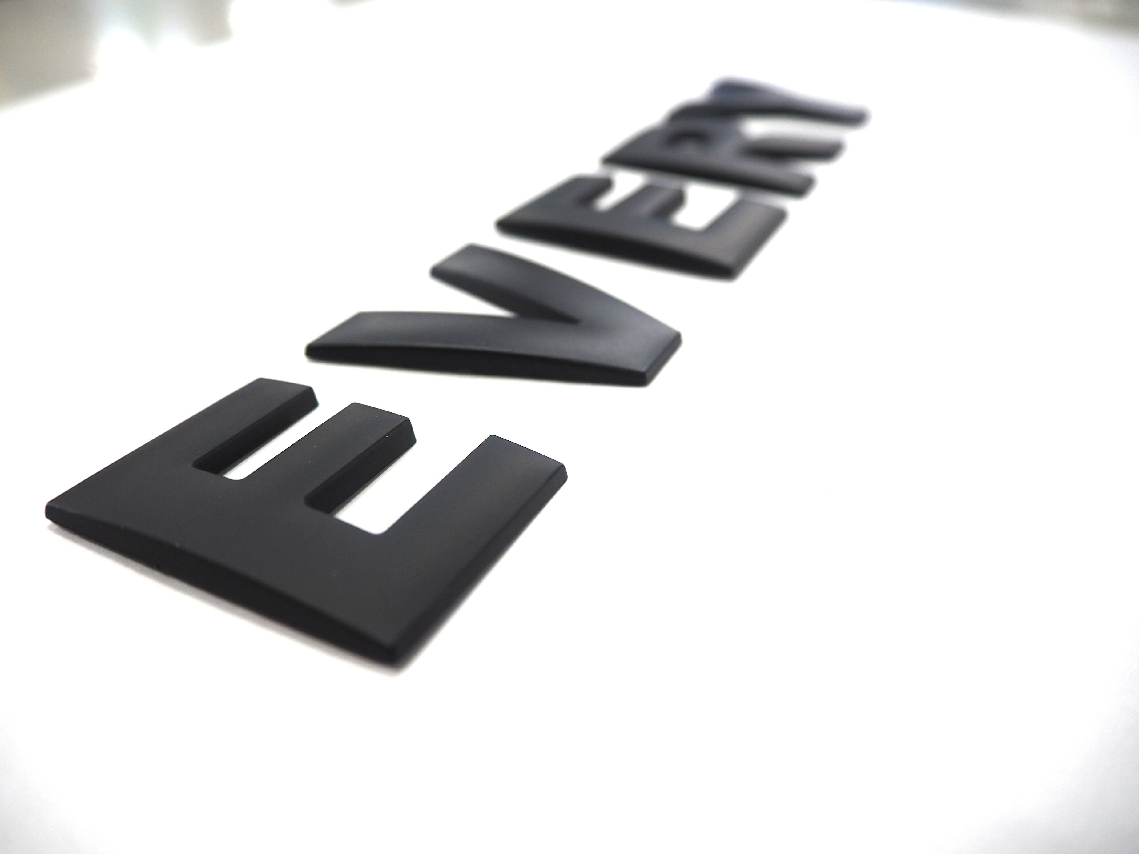 EVERY エブリー 3D アルファベット ロゴ パーツ立体的 ロゴ マット ブラック ドレスアップ エンブレム