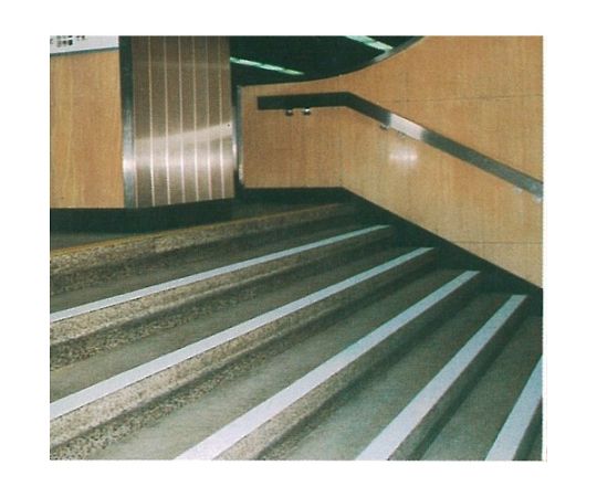 トラスコ中山 重歩行用ノンスリップテープ 100mmX3m グレー TNSH-100-GY 入数：1巻
