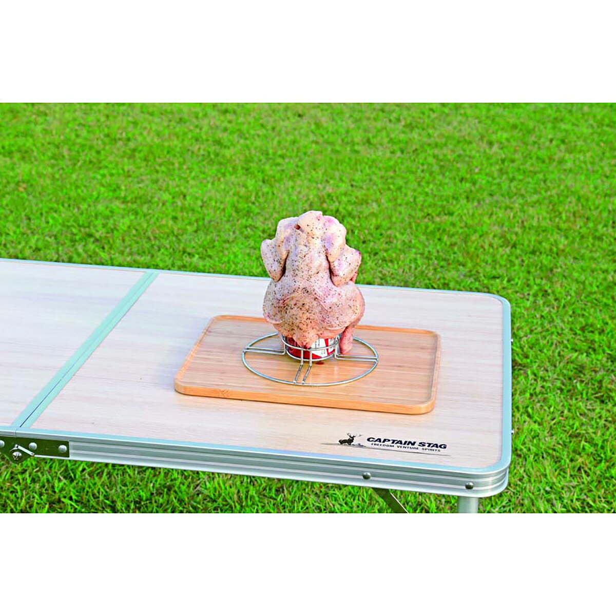 【2個セット】キャプテンスタッグ(CAPTAIN STAG) BBQ ビア缶チキンスタンド | アウトドア バーベキュー キャンプ キッチン用品 缶ホルダー 観戦 ソロキャンプ ソロ キャンプ用品 屋外 アウトドアBBQ 野外調理用品 幅19 奥行19 first23-18828894 セミプロDIY店ファースト サンプル画像3