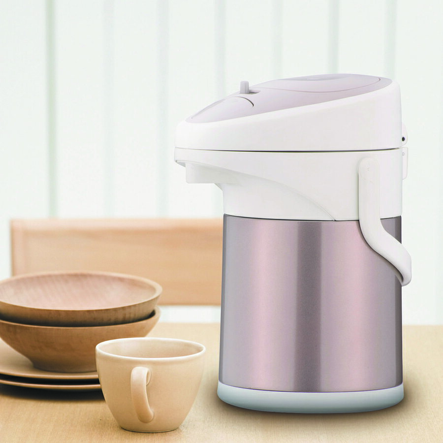 セミプロDIY店ファーストのパール金属 ホッとタイム ダブルステンレスエアーポット2.5L(メタルブラウン) | ホッとタイム パール金属 キッチン用品 卓上ポット エアーポット 食器 保存容器 調理器具 調味料入れ 保冷 保温 節電 エコ 日常 生活 暮らし グッズ アイデア｜アングル2