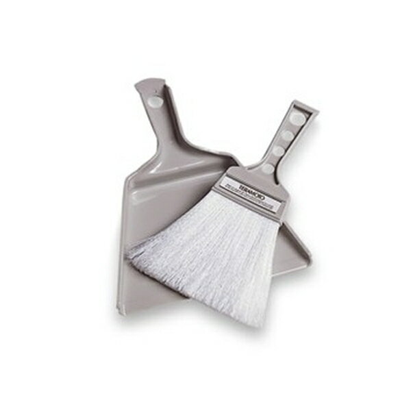 ※沖縄・離島への発送はできかねます。ご注文いただいた後に当店にてキャンセルさせていただく場合がございますのでご了承ください。 商品の特徴 テラモト(TERAMOTO) MMテーブルホーキセット CE-895-300-0 テーブルの上や社内などを、手軽に掃除できるホーキとチリトリのセット 製品仕様 【サイズ】W165×H217mm 【重量(約)】約75g 【材質】柄:ポリプロピレン、毛先:ポリプロピレン、チリトリ:ポリプロピレン 品番:CE-895-300-0 JANコード：4904771508702