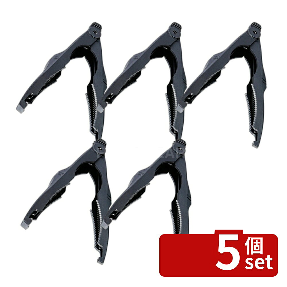 SHIMANO フィッシュグリップ 魚体を挟むだけでなく、つかむことも出来る。進化したフィッシュグリップ。 ●両サイドとセンターの3本刃で釣魚をがっちりキープ ●刃が重なりコンパクトに収納可能 ●D環を挟んでバックなどに取付可能 ●先端部は小魚の口をつかめるミニグリップ機能搭載 ●フィット感を高める滑り防止デザイン ●ワンタッチ開閉できるイージーロック機構 ●刃が重なりコンパクトに収納可能 製品仕様 ●カラー： ブラック ●サイズ： 150×26×29mm(ロックなし寸法素材： ガラス強化ナイロン ●JANコード:4969363589989 ※掲載している商品の画像は代表画像を表示しています。また実物と色が違って見える場合があります。あらかじめご了承下さい。