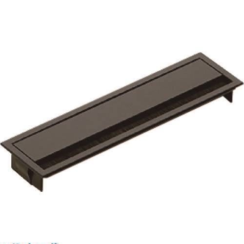 オレンジブック トラスコ中山　TRUSCOSUGATSUNE (210017708)PC2000Z180EN028/配線孔キャップ 〔品番:PC2000Z180EN028〕[ 注番:2237860]特長●高級感あるデザインの配線孔です。●ブラシ付きのフタが大きく開くため配線しやすくなっています。●ホワイトが新しく加わりました。仕様仕様2●亜鉛合金（ZDC）材質/仕上セット内容/付属品注意原産国（名称）イタリアJANコード4510932036627本体質量100gオレンジブック トラスコ中山　TRUSCOSUGATSUNE (210017708)PC2000Z180EN028/配線孔キャップ 〔品番:PC2000Z180EN028〕[注番:2237860][本体質量：100g]分類》電子機器》電設配線部品》電線保護資材☆納期情報：メーカー取り寄品（弊社より発送）