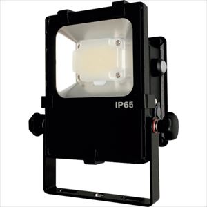 オレンジブック トラスコ中山　TRUSCO日機 充電式LED投光器 〔品番:NLFL10BS〕[ 注番:2275818]特長●高効率のリチウムイオン電池を採用し、最大連続点灯は20時間を実現。●本体はアルミニウム合金で、非常に丈夫で軽量で持ち運びが簡単です。●また、防雨設計なので雨天時でも安心して使用できます。●明るさは (H) (M) (L)と三段階の調光ができます。●床置きスタンド及び三脚スタンドとも組み合わて使用でき、非常に便利です用途●屋外作業照明、アウトドアやお祭りの照明、夜間作業用LED照明仕様●消費電力(W)：8●球寿命(時間)：40000●最大点灯時間(h)：20●色：5700K●充電時間(時間)：4●全光束(lm)：740●保護等級：IP65●色温度(K)：5700仕様2材質/仕上●ガラス●アルミセット内容/付属品●専用充電アダプター注意●専用充電アダプター以外での充電は行わないで下さい。原産国（名称）台湾JANコード4571328418915本体質量816gオレンジブック トラスコ中山　TRUSCO日機 充電式LED投光器 〔品番:NLFL10BS〕[注番:2275818][本体質量：816g]《包装時基本サイズ：225×163×107》〔包装時質量：1100g〕分類》工事・照明用品》作業灯・照明用品》投光器☆納期情報：メーカー取り寄品（弊社より発送）
