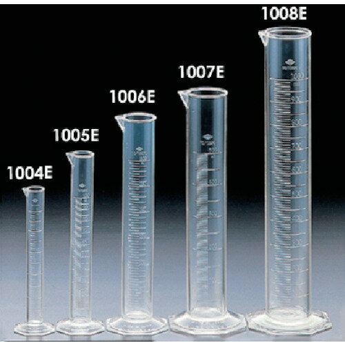 オレンジブック トラスコ中山　TRUSCOサンプラ ケミカルメスシリンダー 100ml 〔品番:01004〕[ 注番:3235998]特長●ガラス並みの透明性を実現した樹脂製メスシリンダーです。仕様●容量(ml)：100●目盛間隔(ml)：1●外径(mm)：33●高さ(mm)：256●口内径(mm)：29●材質：100ml、200ml、300ml、500ml：AS樹脂(アクリロニトリルスチレン樹脂)、1L、2L：MS樹脂(スチレン−メチルメタクリレート樹脂)仕様2●耐熱温度：60℃●目盛付材質/仕上●AS樹脂(アクリロニトリルスチレン樹脂)●1000〜2000ml：スチレン、メチルメタクリレート樹脂セット内容/付属品注意原産国（名称）日本JANコード4560277210459本体質量99gオレンジブック トラスコ中山　TRUSCOサンプラ ケミカルメスシリンダー 100ml 〔品番:01004〕[注番:3235998][本体質量：99g]《包装時基本サイズ：278×117×73》〔包装時質量：100g〕分類》研究用品》理化学用品》メスシリンダー☆納期情報：仕入れ先通常在庫品 (欠品の場合有り)