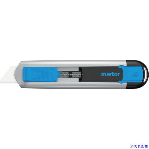 オレンジブック トラスコ中山　TRUSCOmartor セーフティカッター SECUNORM 525 セラミックタイプ 〔品番:525001〕[ 注番:3439284]特長●セラミック製ブレードを搭載しており切れ味が鋭く長持ちします。●スライダーから手を離すと刃が自動収納されるため安全です。●最大18mmの切り込み深さで3層段ボール箱やゴム板でも切断できます。●堅牢なアルミニウムボディで長時間切断作業を繰り返す現場に最適です。●堅牢なアルミニウムボディで長時間切断作業を繰り返す現場に最適です。●人間工学に基づいたグリップを備え、軽くコンパクトで使い易いカッターです。●フック穴にランヤード等を取り付けできます。●安全で簡単に刃の交換が可能です。●刃は1枚で2ヵ所使えます。用途●開梱作業、紙類、シートやマットなどの切断作業用。仕様●全長(mm)：143●刃厚(mm)：0.65●適合替刃：60099C仕様2●GSマーク認証品材質/仕上●本体:アルミニウム●刃：セラミックセット内容/付属品注意原産国（名称）ドイツJANコード4002632802690本体質量80.4gオレンジブック トラスコ中山　TRUSCOmartor セーフティカッター SECUNORM 525 セラミックタイプ 〔品番:525001〕[注番:3439284][本体質量：80.4g]《包装時基本サイズ：154×22×38》〔包装時質量：520g〕分類》手作業工具》ハサミ・カッター・鋸》セーフティカッターナイフ☆納期情報：仕入れ先通常在庫品 (欠品の場合有り)