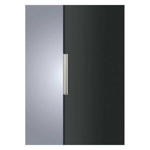 商品の特徴 UNION(ユニオン) ドアハンドル 掘込 T2941-15-074 ブラス ホワイトブロンズ 製品仕様 ●分類:建築用金物 ＞ ドアハンドル ＞ 掘込 ●商品型番:T2941-15-074 ●施工:取付ビス　M4 φ3.8(木ビス)取付穴　M4タップ ●仕様:ブラス ホワイトブロンズ ●サイズ:L400 ●重量:1.2kg ●備考:屋内用フラッシュドア専用対応ドア厚：34〜36mm&nbsp; こちらの商品は、ご注文時にドアの厚みの指定の無い場合は販売不可となっております。 ご注文の際は、必ず入力欄に1mm単位でドア厚をご記載ください。