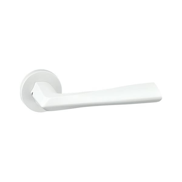 商品の特徴 UNION(ユニオン) レバーハンドル UL1046-003 アルミ シルキーホワイトペイント 製品仕様 ●分類:建築用金物 ＞ レバーハンドル ＞ レバーハンドル ●商品型番:UL1046-003 ●機能:電気錠対応 ●仕様:アルミ シルキーホワイトペイント ●サイズ:141.5×50×75 ●重量:0.43kg ●備考:専用プレート付(CP15N)ご注文の際は、必ずドア厚をご指示ください。空錠 WFS01001付 \23900 (税込\26290)シリンダー錠 WCS01011付 \35000 (税込\38500)間仕切り錠 WPS01011付 \33400 (税込\36740)表示錠 WES01011付 \33400 (税込\36740)※レバーハンドルとの色や色味が異なる場合がありますので、メーカーの営業までご相談ください。&nbsp; こちらの商品は、ご注文時にドアの厚みの指定の無い場合は販売不可となっております。 ご注文の際は、必ず入力欄に1mm単位でドア厚をご記載ください。