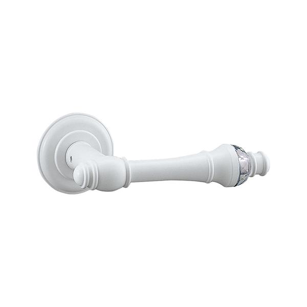 商品の特徴 UNION(ユニオン) レバーハンドル UL2830-001 アルミ マットホワイトペイント＋クリスタル クリア 製品仕様 ●分類:建築用金物 ＞ レバーハンドル ＞ レバーハンドル ●商品型番:UL2830-001 ●仕様:アルミ マットホワイトペイント＋クリスタル クリア ●サイズ:150×60×80 ●重量:0.38kg ●備考:屋内用専用プレート付(CP62)防犯が必要な扉での使用は不可。この製品は軽負荷(軽量)ドア用です。詳しくはお問い合わせください。ご注文の際は、必ずドア厚をご指示ください。※レバーハンドルとの色や色味が異なる場合がありますので、メーカーの営業までご相談ください。&nbsp; こちらの商品は、ご注文時にドアの厚みの指定の無い場合は販売不可となっております。 ご注文の際は、必ず入力欄に1mm単位でドア厚をご記載ください。
