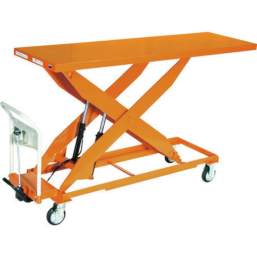 オレンジブック トラスコ中山　TRUSCOTRUSCO ハンドリフター 500kg 600X1800 早送り無し 〔品番:HLFAS500L18〕[ 注番:1157874]特長●作業台として使用しやすいロングテーブルです。●自在車輪には安全ブレーキを装備しています。●高耐久性の油圧ポンプに強靭なシリンダを装備し、安全で快適な昇降を実現します。●高剛性のフレームに油圧ポンプ、シリンダをコンパクトにまとめた親切な設計です。用途●長尺物・大物の運搬・昇降や作業台として。●無負荷・軽負荷時に上昇させる作業が多い場所。仕様●均等荷重(kg)：500●テーブル寸法(mm)幅：600●テーブル寸法(mm)長さ：1800●テーブル高さ(mm)：380〜1360●足踏み回数(回)：125●車輪径(mm)：150(ゴム)●早送り装置：無●色：オレンジ●車輪径D(mm)：150(ゴム)●ストローク(mm)：980●昇降方式：足踏み油圧式(スピンドルオイル：ISO-VG22使用)●テーブル寸法幅×長さ(mm)：600×1800仕様2●自在ストッパー付キャスター、固定キャスター各2個●急降下防止バルブ付●取り替えキャスター：HWB-150J(ダブルストッパー）、HW-150K(固定）●手動走行式材質/仕上●スチール（粉体塗装）セット内容/付属品注意●車上渡しのため、お客様での荷降ろしが必要です。重量物ですのでご注意ください。●荷物をのせたテーブルを上昇したままの状態で移動はしないでください。●ジャバラの後付けはできません。●定期点検が必要な製品となりますので取扱説明書をご確認の上、点検をお願い致します。●添付動画は同シリーズ品での参考動画となります。原産国（名称）日本JANコード4989999933338本体質量170kgオレンジブック トラスコ中山　TRUSCOTRUSCO ハンドリフター 500kg 600X1800 早送り無し 〔品番:HLFAS500L18〕[注番:1157874][本体質量：170kg]分類》搬送機器》リフター・ハンドパレットトラック》ハンドリフター☆納期情報：メーカー直送品（送料元払い）【法人限定＝会社名ご記入お願い致します。】 ※北海道・沖縄・離島は運賃別途商品も含む