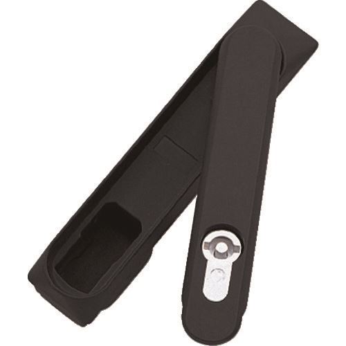 オレンジブック トラスコ中山　TRUSCOSUGATSUNE (140019614)207−9282スイングハンドル 〔品番:2079282〕[ 注番:1332407]特長●別売のロッドラッチやロッド、カムなどと併用し、1から4点ロックとして使用します。●錠本体が容易に交換できる、別売のプロファイルシリンダー錠を使用しています。●シリンダー錠タイプとインサートタイプがあります。●シリンダーバレルキャップ付タイプは、IP65に適応しています。●ポリアミド製で軽量、完全絶縁です。●適応板厚は1.5から2mmです。●フック取付仕様は、付属ねじにより板厚1.5mm以下でも取り付けできます。用途●プロファイルシリンダータイプ3点カム仕様仕様2●プロファイルシリンダータイプ 3点カム用材質/仕上●ステンレス鋼（SUS316）セット内容/付属品●十字穴付トラス小ねじM5×30（ステンレス鋼）注意●薄板の板金やアクリルなどに取り付けると、取付面が水平にならずに板が反る場合があります。●現品にてご確認ください。原産国（名称）非公開JANコード4510932057462本体質量0gオレンジブック トラスコ中山　TRUSCOSUGATSUNE (140019614)207−9282スイングハンドル 〔品番:2079282〕[注番:1332407]分類》金物・建築資材》建築金物》取手☆納期情報：メーカー取り寄品（弊社より発送）