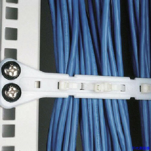 オレンジブック トラスコ中山　TRUSCOPANDUIT 水平型ケーブル固定具 ナチュラル 5個入 〔品番:PPF2SVS25V〕[ 注番:1477433]特長●水平方向、垂直方向どちらにでもケーブルを固定することができます。●奥まった位置や狭い場所での使用に適しています。用途●結束バンドを使ってのケーブル固定に。仕様●色：ナチュラル●使用結束バンド幅(mm)：2.3〜8.9●固定方法：M6ネジ●幅(mm)：35.1●最大結束径(mm)：使用結束バンドによる●長さ(mm)：142.2●A(mm)：35.1●C(mm)：15.5●D(mm)：41.1●E(mm)：9.4●F(mm)：6.6●G(mm)：4.8●H(mm)：142.2●B(mm)：17.5●使用温度範囲(℃)：-60〜85仕様2●屋内用材質/仕上●ナイロン6.6セット内容/付属品注意原産国（名称）アメリカJANコード本体質量90gオレンジブック トラスコ中山　TRUSCOPANDUIT 水平型ケーブル固定具 ナチュラル 5個入 〔品番:PPF2SVS25V〕[注番:1477433][本体質量：90g]《包装時基本サイズ：180×90×25》〔包装時質量：90g〕分類》電子機器》電設配線部品》ケーブル固定具☆納期情報：仕入れ先通常在庫品 (欠品の場合有り)