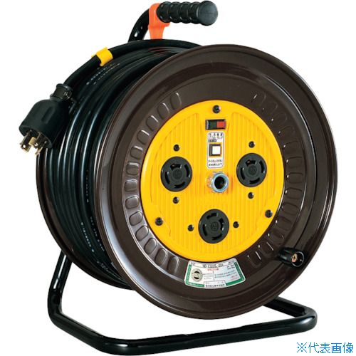 オレンジブック トラスコ中山　TRUSCONICHIDO 三相200Vドラム ロック(引掛)式コンセントドラム(屋内型) 20m 〔品番:NDE320L20A〕[ 注番:2686212]特長●コンセント・プラグがロック式(引掛式)【外カギ】です。右に回すことで確実にロックします。用途●三相200Vロック式（引掛式）プラグ仕様の電動工具に。仕様●電線仕様長さ(m)：20●電線仕様太さ(［［MM2］］)：2.0●電線仕様芯数(C)：4●定格電流(A)：5●コンセント仕様定格：3P・20A・250Vアース付●コンセント仕様形状：［［四相1］］●コンセント仕様個数：3●電線種：SVCT●通電ランプ：○●接地端子：○仕様2●屋内型●三相200V●アース付材質/仕上●側板：他冷間圧延鋼板（SPCC）●電線：ポリ塩化ビニル(PVC)セット内容/付属品注意原産国（名称）日本JANコード4937305018354本体質量7.1kgオレンジブック トラスコ中山　TRUSCONICHIDO 三相200Vドラム ロック(引掛)式コンセントドラム(屋内型) 20m 〔品番:NDE320L20A〕[注番:2686212][本体質量：7.1kg]《包装時基本サイズ：330×235×420》〔包装時質量：7390g〕分類》工事・照明用品》コードリール・延長コード》コードリール☆納期情報：仕入れ先通常在庫品 (欠品の場合有り)