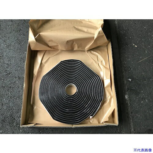 オレンジブック トラスコ中山　TRUSCOAOI キッスシーラー M−1504 10m×1巻 〔品番:KM15410〕[ 注番:3217013]特長●キッスシーラー中の活性基と生コンクリート中の金属酸化物が化学結合を形成して接着するため、硬化反応と共にコンクリートと接着します。●キッスシーラーは未加硫ブチルゴムと長鎖の飽和高分子、活性化樹脂を主成分とした柔軟性および粘着性に優れた自着性の成型止水材です。●キッスシーラーは長期的に柔軟性を有し、コンクリートの膨張収縮、不等変位に追従して止水効果を持続します。用途●新旧コンクリート打ち継ぎ部の止水に。●仮設H鋼・貫通管とコンクリート打ち継ぎ部の止水に。仕様●幅(mm)：40●厚さ(mm)：15●長さ(m)：10仕様2材質/仕上●ブチルゴムセット内容/付属品注意●キッスシーラーを取り扱う場合は保護手袋を使用して下さい。原産国（名称）日本JANコード本体質量7kgオレンジブック トラスコ中山　TRUSCOAOI キッスシーラー M−1504 10m×1巻 〔品番:KM15410〕[注番:3217013][本体質量：7kg]分類》金物・建築資材》建築資材》止水・吸水・排水用品☆納期情報：メーカー取り寄品（弊社より発送）