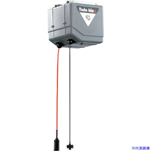 オレンジブック トラスコ中山　TRUSCOTRIENS コンビネーション ツインクル2連 エアー&コードリール 〔品番:TR2AK〕[ 注番:3799769]特長●エアーリールとコードリールの2連一体型です。●組合せ自由なコンビネーションリールです。●修理の際も単品リールを簡単に抜き取れる設計になっています。●取付けが簡単なクランプ金具を採用しています。用途●各種組立ライン、メンテナンス工場など。●必要なリールを組み合わせてすっきりした作業環境に。仕様●定格電圧(V)：125●定格電流(A)：6●幅(mm)：336●奥行(mm)：376●高さ(mm)：341●ホース内径(mm)：6.5仕様2●ホース：内径6.5mm×全長10m材質/仕上●ホース：ポリウレタン●本体カバー：樹脂セット内容/付属品●取付け吊り金具●メスカプラ注意●コードリール使用時はケーブルを全て引き出してください。原産国（名称）日本JANコード本体質量13.1kgオレンジブック トラスコ中山　TRUSCOTRIENS コンビネーション ツインクル2連 エアー&コードリール 〔品番:TR2AK〕[注番:3799769][本体質量：13.1kg]《包装時基本サイズ：420×370×465》〔包装時質量：16kg〕分類》工事・照明用品》コードリール・延長コード》電源リール☆納期情報：メーカー取り寄品（弊社より発送）