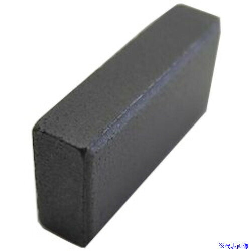 オレンジブック トラスコ中山　TRUSCO二六製作所 FK142 フェライト 20×5×10(等方性) 〔品番:FK142〕[ 注番:5256777]特長●最もコストパフォーマンスに優れています。●一般に皆様が目にする黒っぽい磁石で非常に広い用途に使われています。●磁気特性は希土類磁石に及ばないものの、保磁力が高いので減磁しにくく大変安定しています。●異方性と等方性があり、異方性は等方性より強い磁力を持つ磁石です。●機械的強度が低いので割れ欠けしやすいです。●錆びにくいので、通常は表面処理の必要がありません。用途●センサー用、モーター用、鉄粉除去用、スピーカー用など。仕様●表面磁束密度(T)：0.08●吸着力(N)：1.37●幅(mm)：5.0●長さ(mm)：20.0●厚さ(mm)：10.0●色：ブラック●形状：角型●着磁パターン：厚み方向着磁●表面処理：なし仕様2材質/仕上●フェライト磁石：等方性フェライトセット内容/付属品注意原産国（名称）中国JANコード本体質量13.8gオレンジブック トラスコ中山　TRUSCO二六製作所 FK142 フェライト 20×5×10(等方性) 〔品番:FK142〕[注番:5256777][本体質量：13.8g]分類》工作機工具》マグネット用品》マグネット素材☆納期情報：オレンジブック掲載以外でメーカー直送品（送料元払い）【法人限定＝会社名ご記入お願い致します。】※北海道・沖縄・離島は運賃別途商品も含む