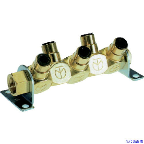 オレンジブック トラスコ中山　TRUSCOチヨダ エア分岐管 フリージョイント4 5WAY 適用チューブ10mm ネジサイズRc1/2 〔品番:5MM410〕[ 注番:8083646]特長●一箇所の配管口より複数の配管口が取り出せます。●取り出し口は方向を自由に変える事が出来、固定も出来ます。●取り出し口にタッチコネクターフジを内蔵しています。用途●各種エア配管に。●回路分岐に。仕様●ネジサイズRc1/2適用チューブ(mm)：10仕様2●チヨダ　フリージョイント4　5WAY　10mm材質/仕上●本体：しんちゅう●シール材：ニトリルゴム●ブラケット：鋼鉄セット内容/付属品注意原産国（名称）日本JANコード4537327009684本体質量753gオレンジブック トラスコ中山　TRUSCOチヨダ エア分岐管 フリージョイント4 5WAY 適用チューブ10mm ネジサイズRc1/2 〔品番:5MM410〕[注番:8083646][本体質量：753g]《包装時基本サイズ：205×230×40》〔包装時質量：755g〕分類》空圧用品》流体継手・チューブ》金属カップリング☆納期情報：メーカー取り寄品（弊社より発送）